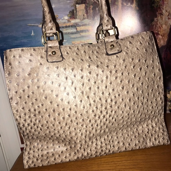 Del Mano Ostrich-Look Large Tote Bag - Picture 3 of 13